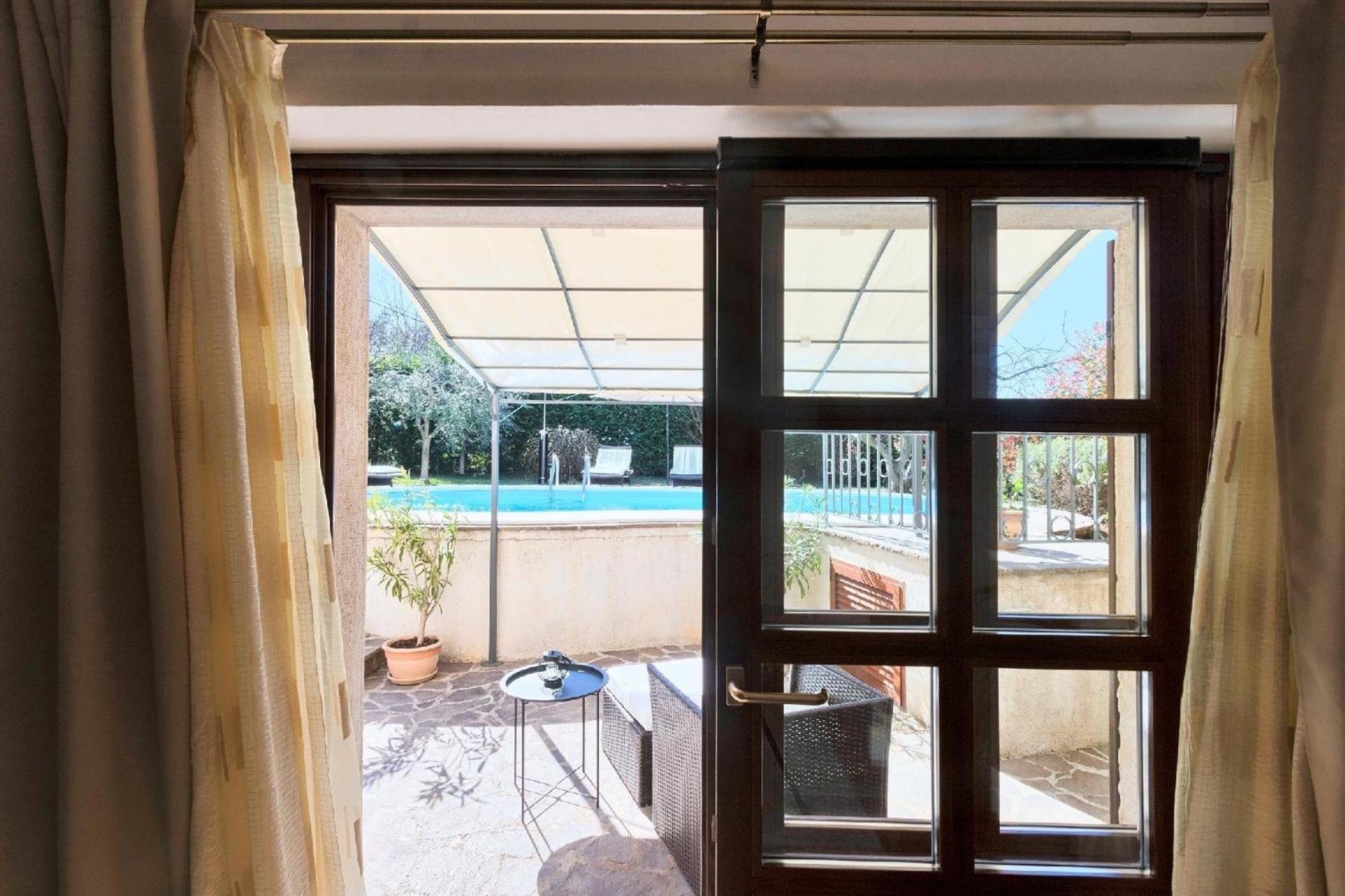 Mit Privatpool Fuer 6 Personen Ca 110 Qm In Rovinj, Istrien Istrische Riviera Ferienhaus *