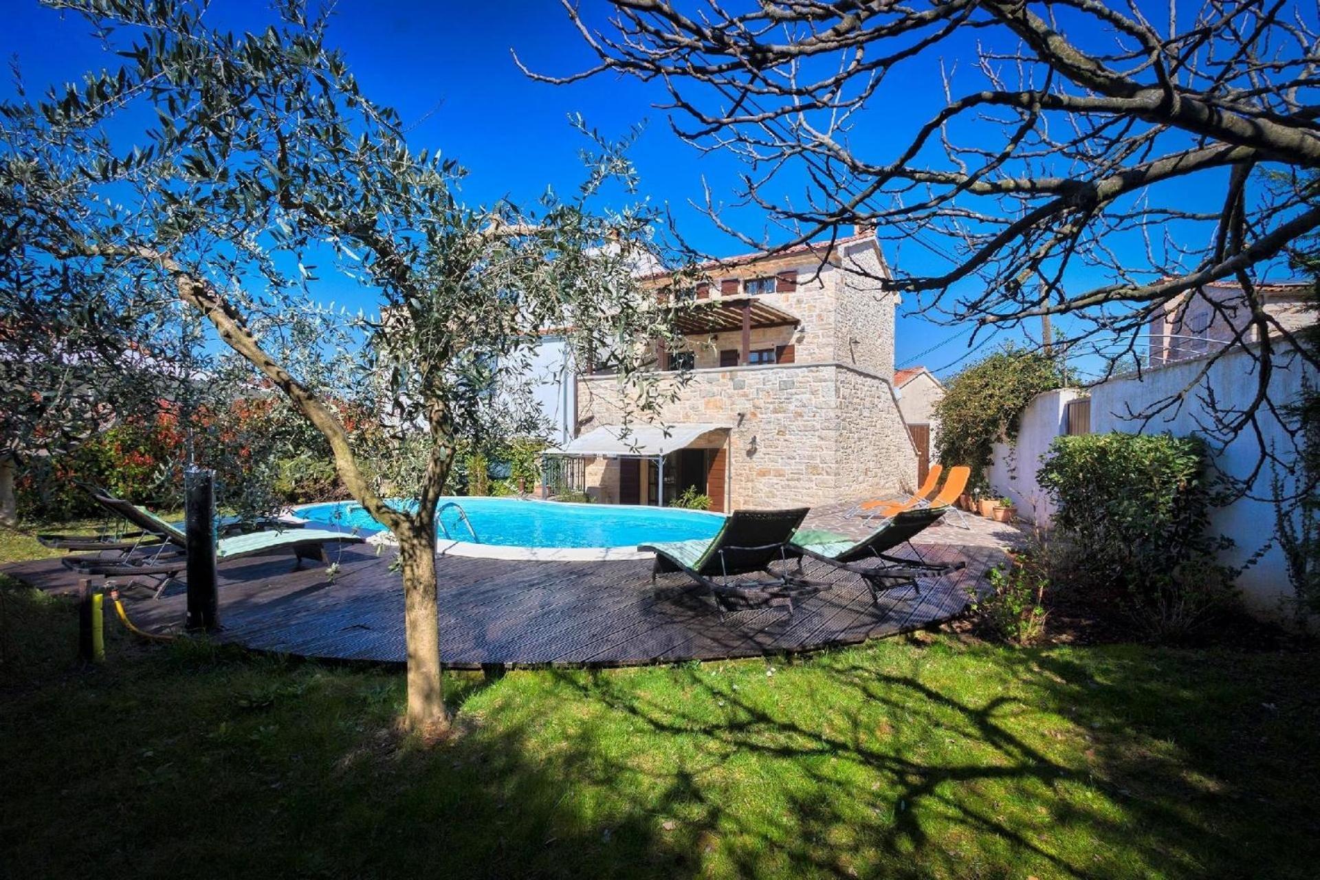 Mit Privatpool Fuer 6 Personen Ca 110 Qm In Rovinj, Istrien Istrische Riviera * Rovinj