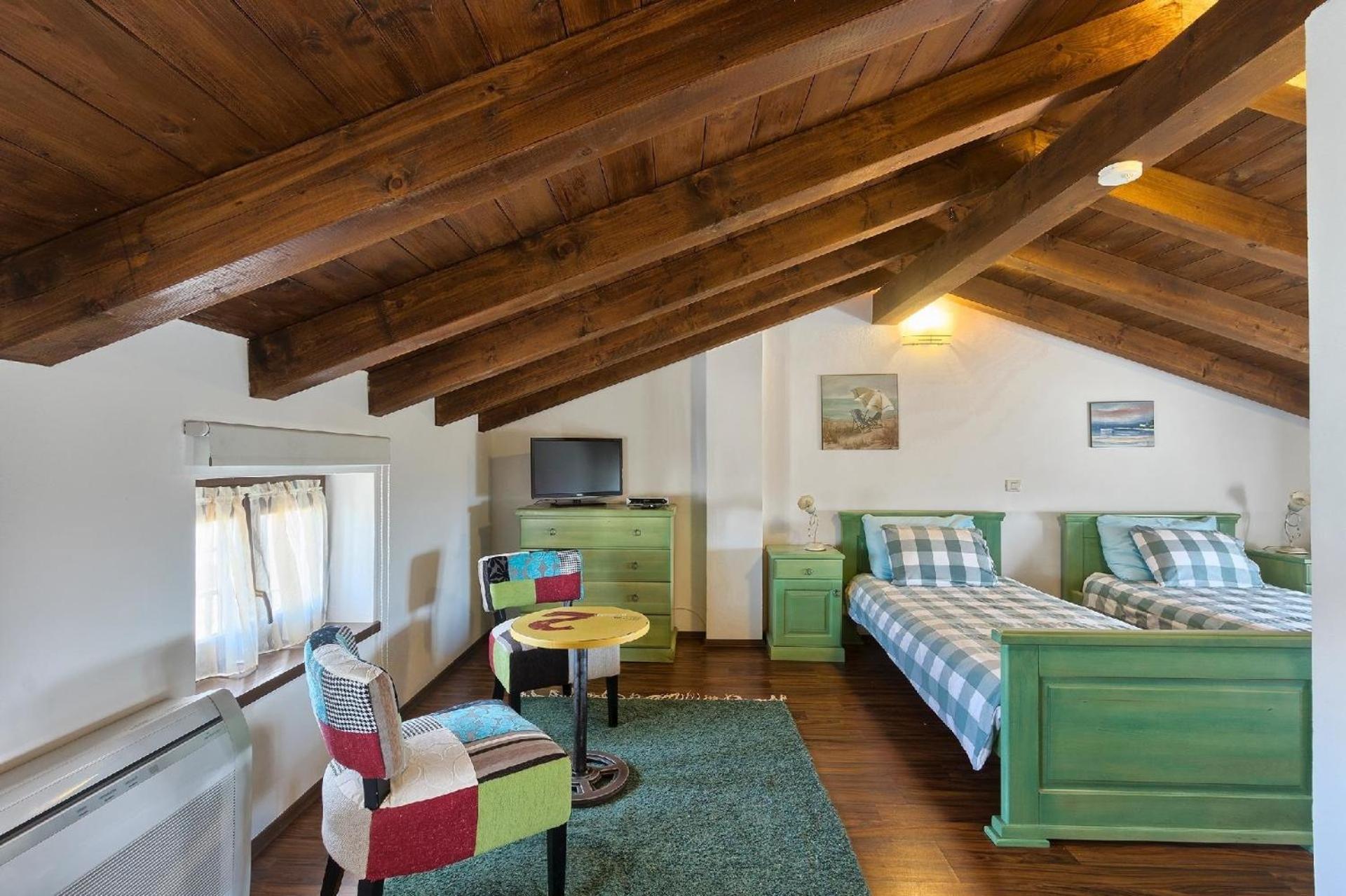 Mit Privatpool Fuer 6 Personen Ca 110 Qm In Rovinj, Istrien Istrische Riviera *